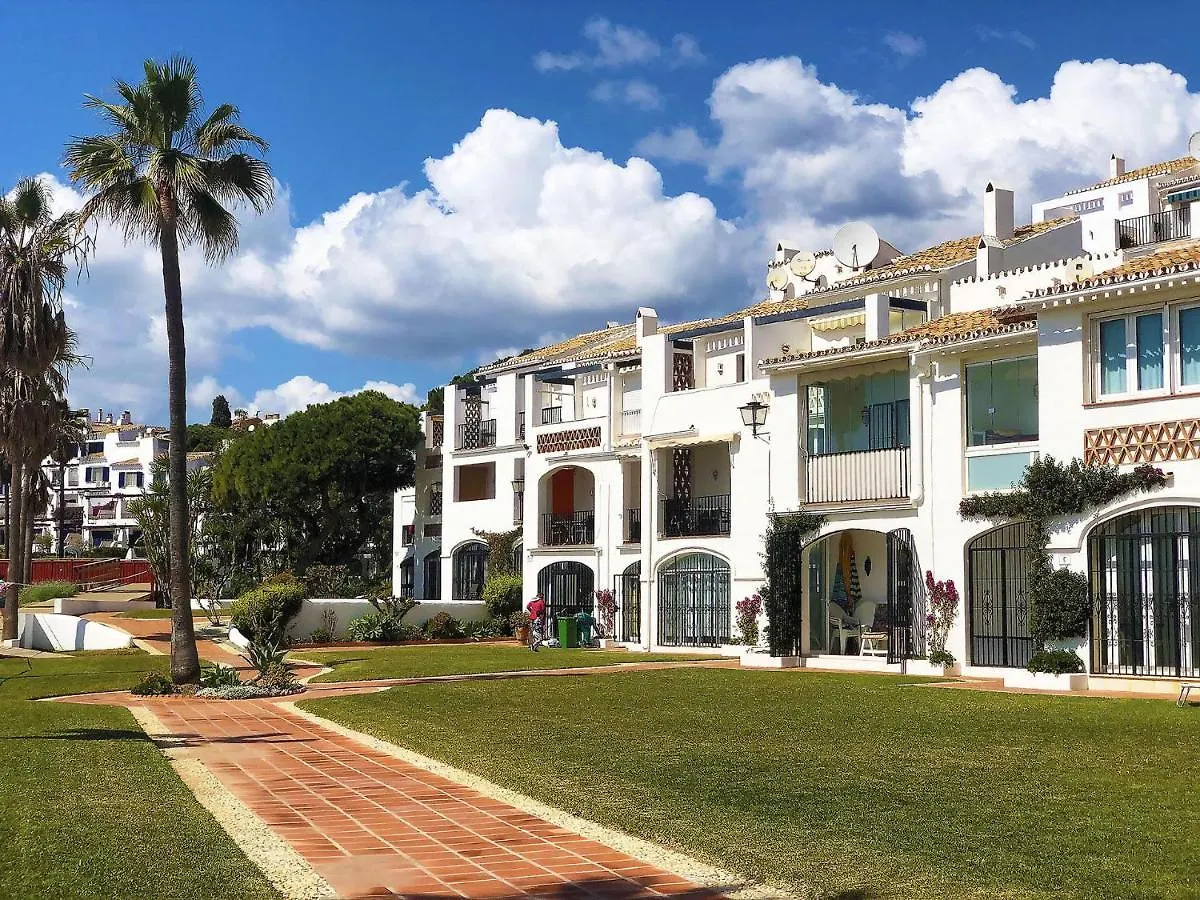 Dona Lola Micaela - Fully Equiped 1 Bedroom Ground Floor Beach Front Apartment With Direct Access To The Beach Of Calahonda - Costa Del Sol - Cs155 Sitio de Calahonda