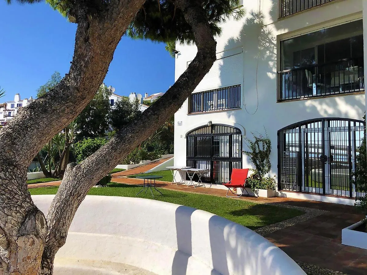 Dona Lola Micaela - Fully Equiped 1 Bedroom Ground Floor Beach Front Apartment With Direct Access To The Beach Of Calahonda - Costa Del Sol - Cs155 Sitio de Calahonda 0*,  Spanien
